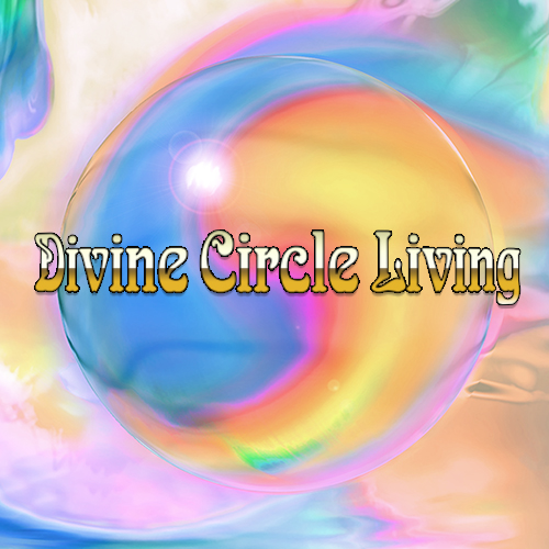 Divine Circle Living © Heidi Bosch Romano